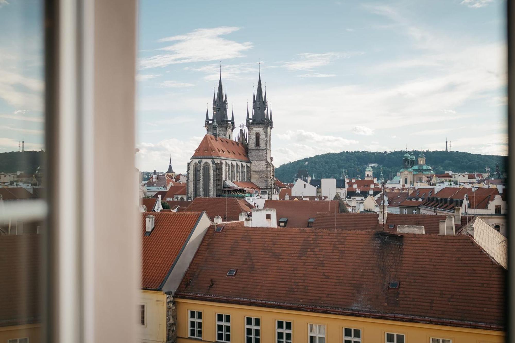 Dot 3 Bdr Apartment With Tyn Cathedral View & Ac Прага Екстериор снимка